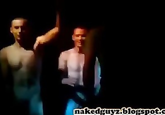 Nackt Russisch Jungen auf Bühne https://nakedguyz.blogspot.com 10 min