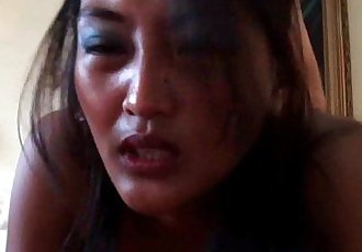 Amater Asian Bounces On Dick And Gets A Facial - 5 min HD