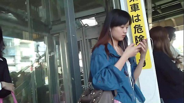 voyeur Japanese girls upskirt 2