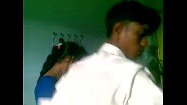 孟加拉国 18 学校 女孩 吹箫 和 搞砸 通过 男朋友 通过 xtube3.com
