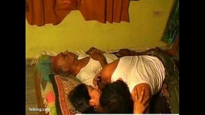 पत्नी धोखा देती है उसके पुराना उम्र बंगाली छलबल सोना 4 मिन