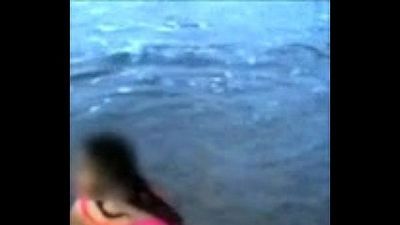 भारतीय माँ पर समुद्र तट 29 एसईसी