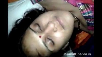 Indische Frau bekommt gefickt :Von: Nachbar 1 min 2 sec