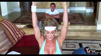 Brandi Love screams & shouts as her gym lover rams her MILF cunt - MilfyMom.com - 3 min