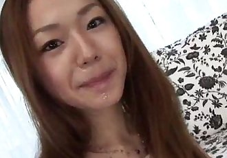 Serina Hayakawa आश्चर्यजनक देखने का तरीका मुख-मैथुन पर कैम 10 मिन