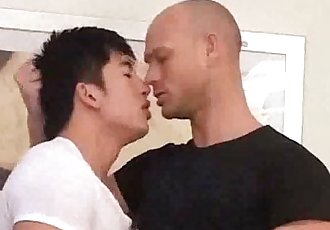 baise un Asiatique guy