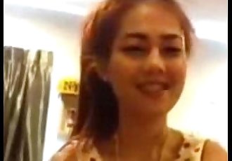 nong Sofia mooi meisje Thaise euro eerste Blowjob 1 min 3 sec