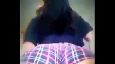 厚さ 白 女の子 twerking pornhub.com.mp4 2 min