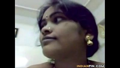 脂肪 印度 和 她的 丈夫 具有 性爱 5 min