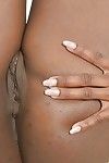 Ebony Schoonheid Jezebel Vessir Supreme naakt solo voor geslacht - Onderdeel 2