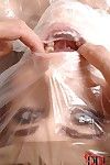 बंधक परपीड़न सेक्स बुत मॉडल Leyla काले लिपटे में प्लास्टिक इससे पहले भयंकर चुदाई गुदा