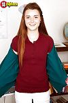18 Jahr alt redhead solo Mädchen alex Mae aufschlussreich Eng teen Arsch bis In der Nähe