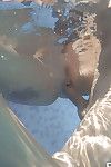 busty euro Blondynka Chloe Lacourt Kurwa na świeżym powietrzu w pływanie basen