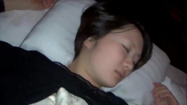 gedrogeerd Koreaanse zuster Slapen Geneukt webcam rollenspellen hardcamteens.com