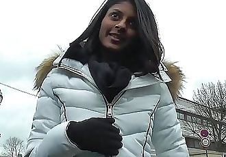 Frans indiase tiener wil haar gaten naar worden gevuld 23 min hd+