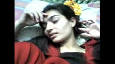 भारतीय एमएमएस चिकी भारत लड़की श्यामला स्तन के शाली और dula vai :द्वारा: xtube3.com 1 मिन 15 एसईसी