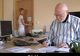 Old boss evaluates his young secretary with fuckHD