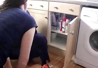 Watch mature british housewife clean the plumbers pipes